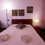 Ruggero Oda ve Kahvaltı Cefalù