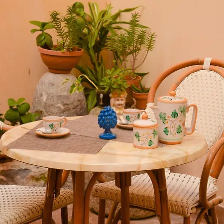 Bed & Breakfast Ruggero 3*