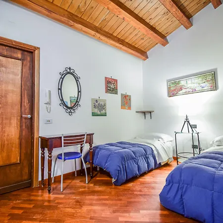 Ruggero Bed & Breakfast 3*